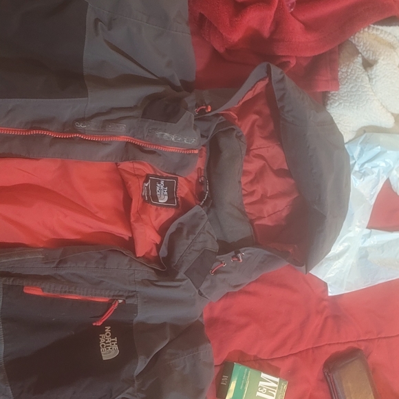 The North Face Hyvent Jacket - Picture 4 of 4